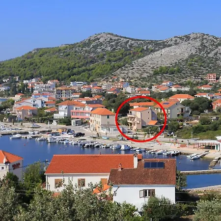 Apartman By The Sea Seget Vranjica, Trogir - 17989 Seget Vranjica