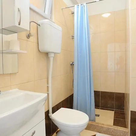 Lägenhet By The Sea Seget Vranjica, Trogir - 17989