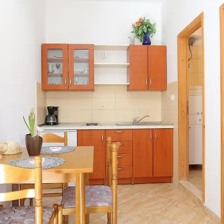 Lägenhet By The Sea Seget Vranjica, Trogir - 17989 *